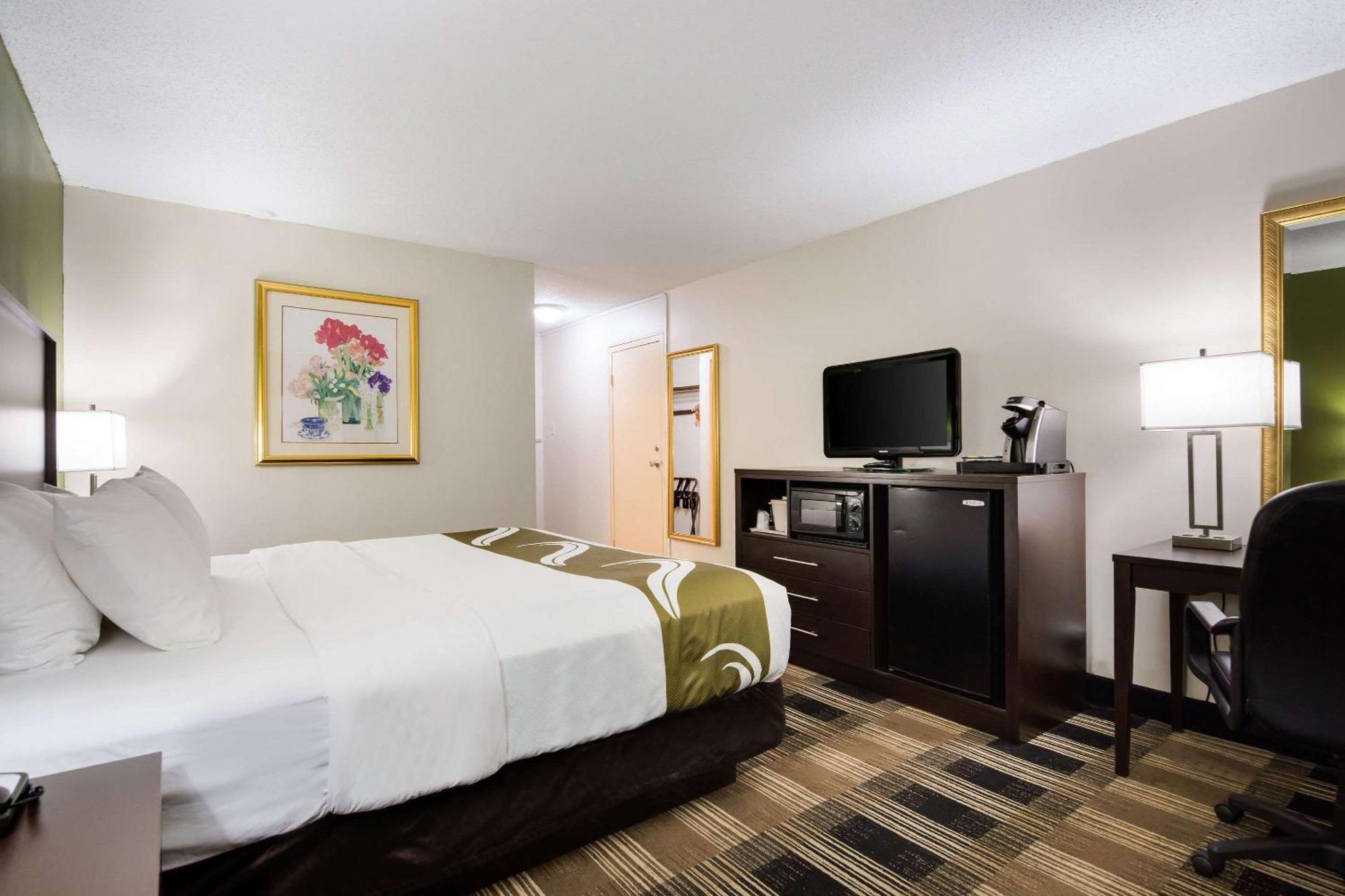Quality Inn Oneonta Cooperstown Area Exterior photo