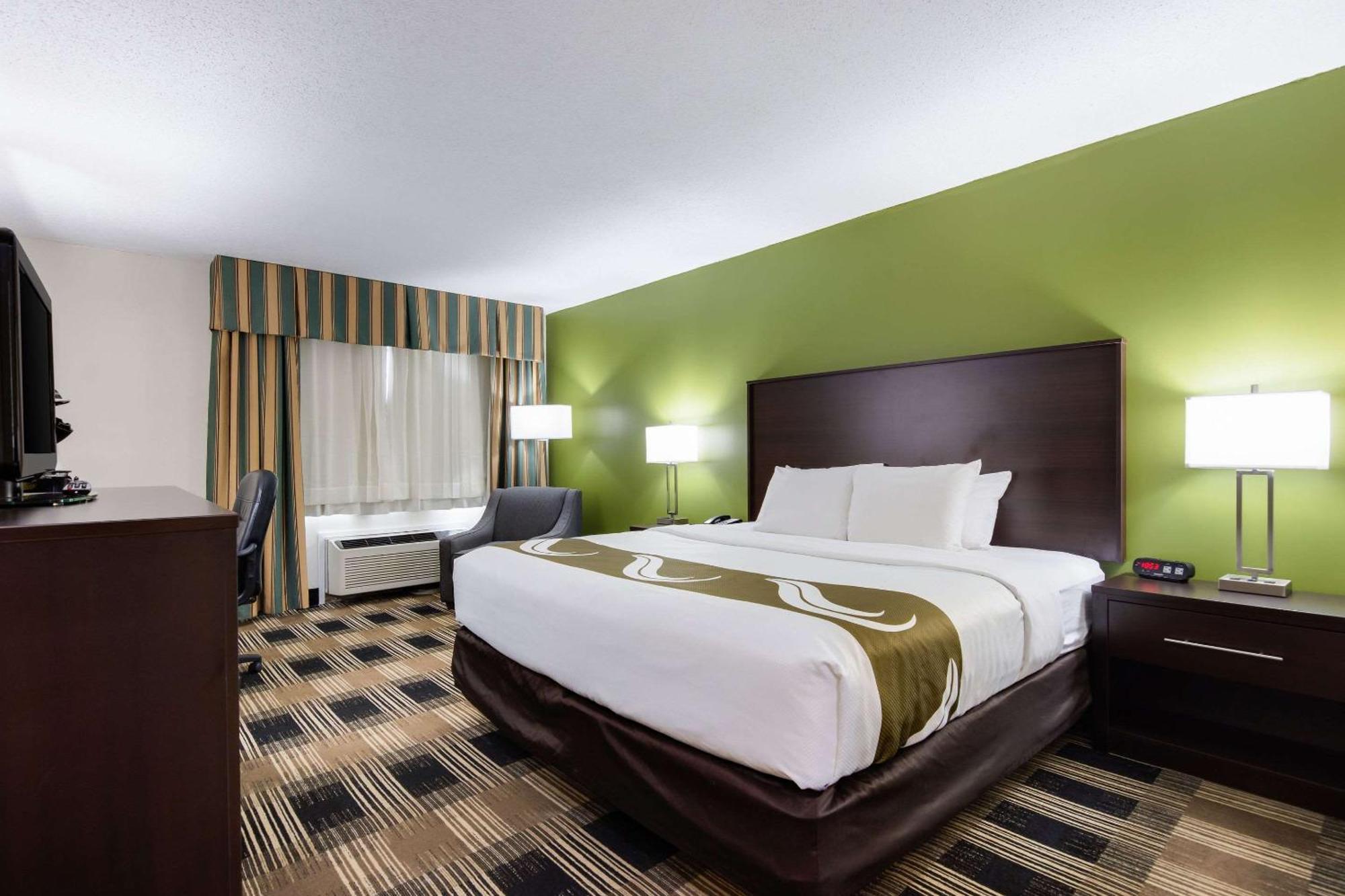 Quality Inn Oneonta Cooperstown Area Exterior photo