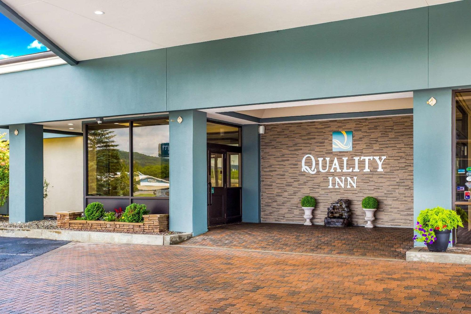 Quality Inn Oneonta Cooperstown Area Exterior photo
